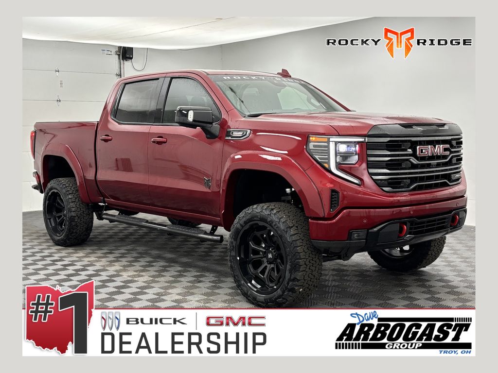 2025 GMC Sierra 1500 AT4 Crew Cab 4WD