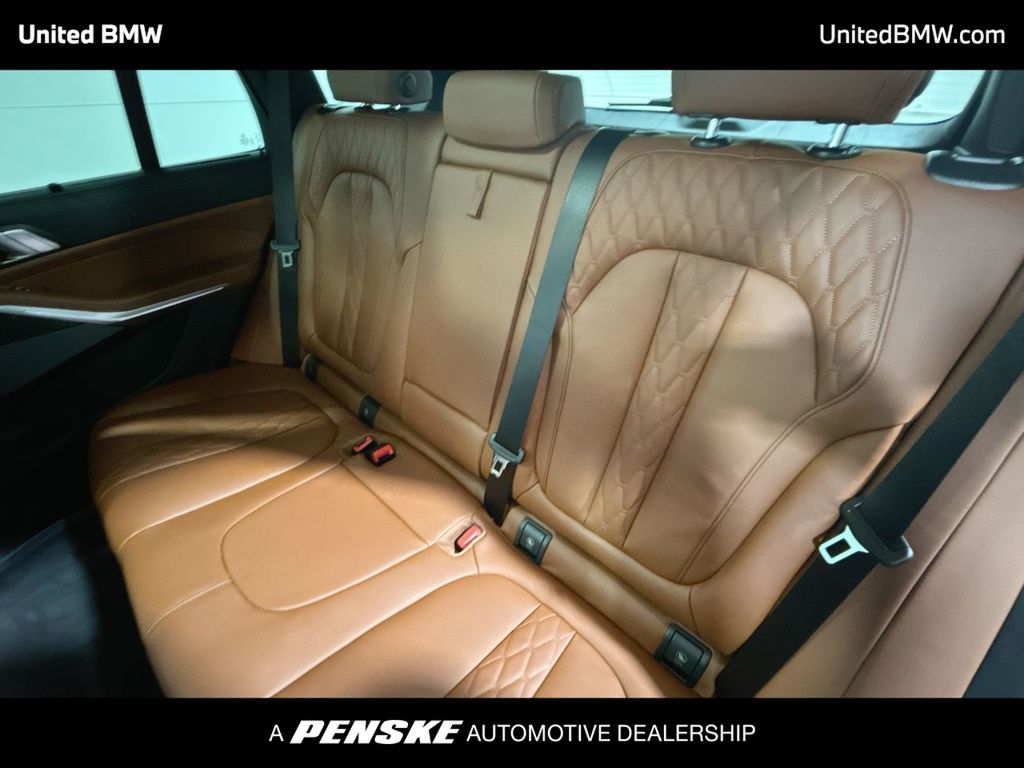 Thumbnail: 2026 BMW X5 - 21