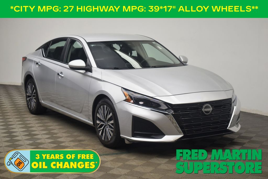 used 2023 Nissan Altima car