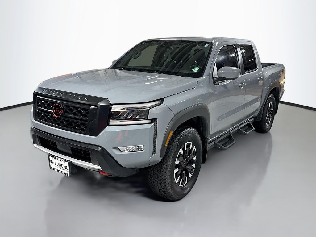2024 Nissan Frontier PRO-4X Crew Cab 4WD