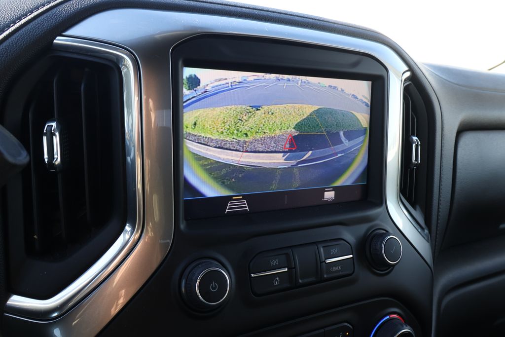 Thumbnail: 2022 Chevrolet Silverado 1500 - 25