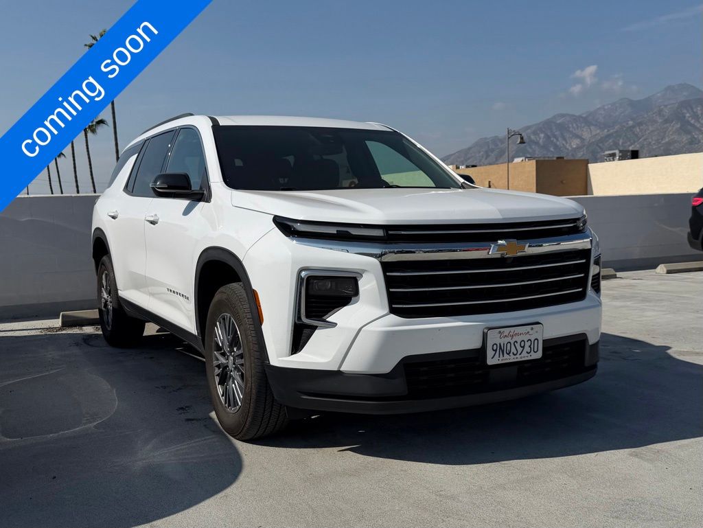 Summit White 2025 Chevrolet Traverse LT FWD SUV / Crossover Front-Wheel Drive 8-Speed Automatic
