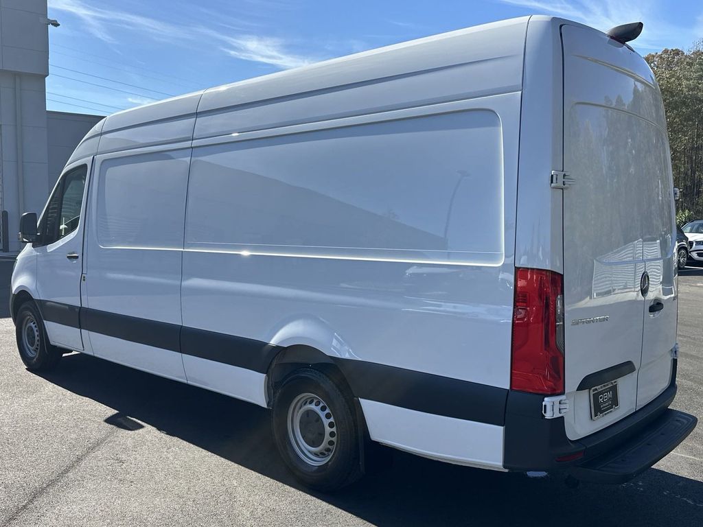 2023 Mercedes-Benz Sprinter 2500 Cargo 170 WB 6