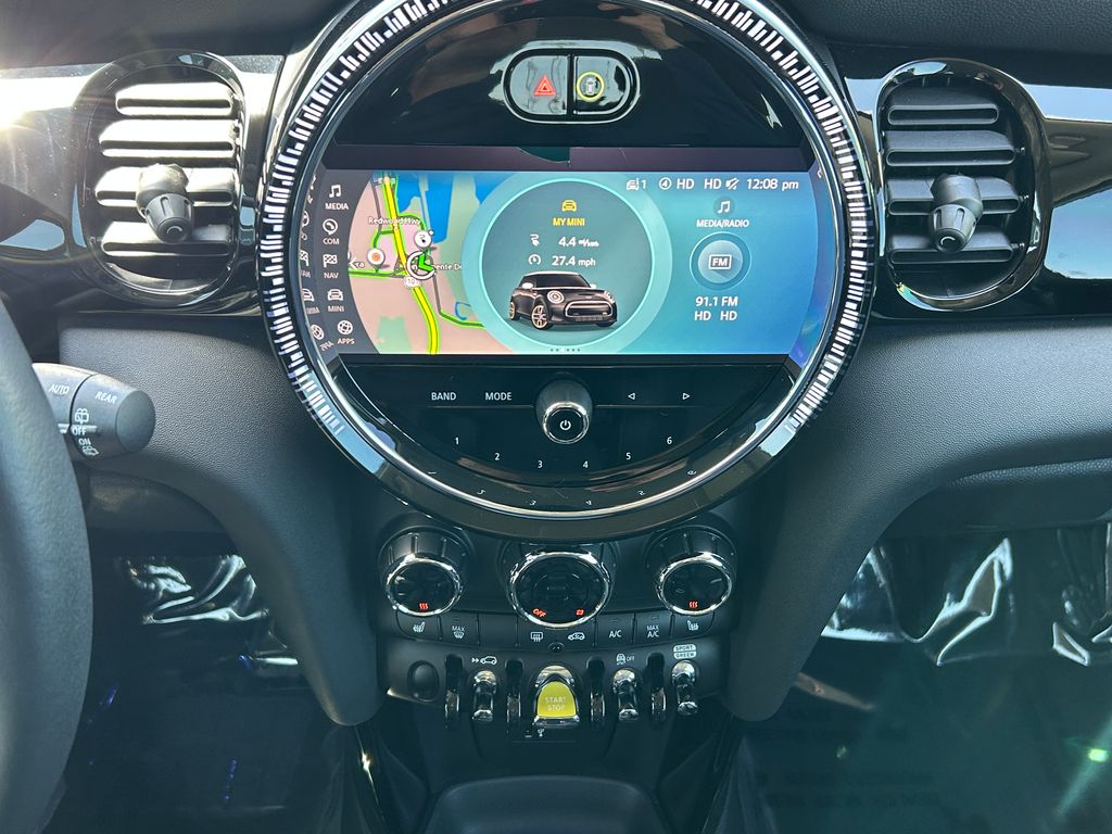 2022 MINI Cooper SE 23