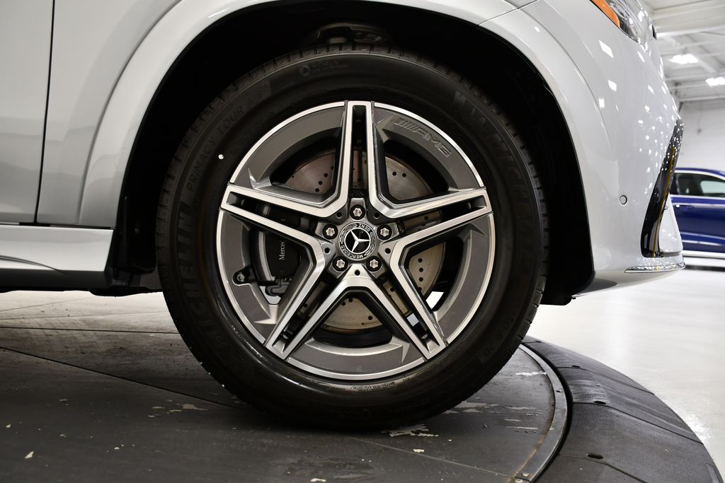 Thumbnail: 2026 Mercedes-Benz GLE - 16