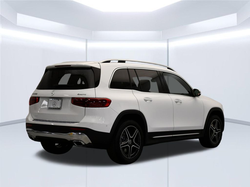 Thumbnail: 2026 Mercedes-Benz GLB - 5