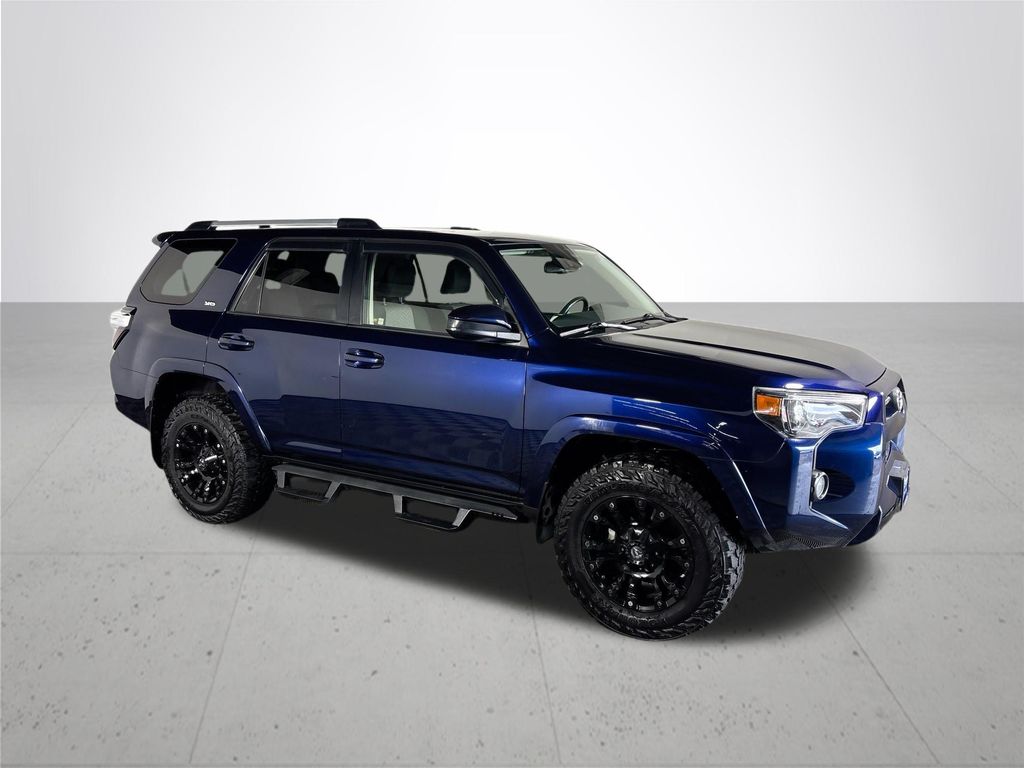 2020 Toyota 4Runner SR5