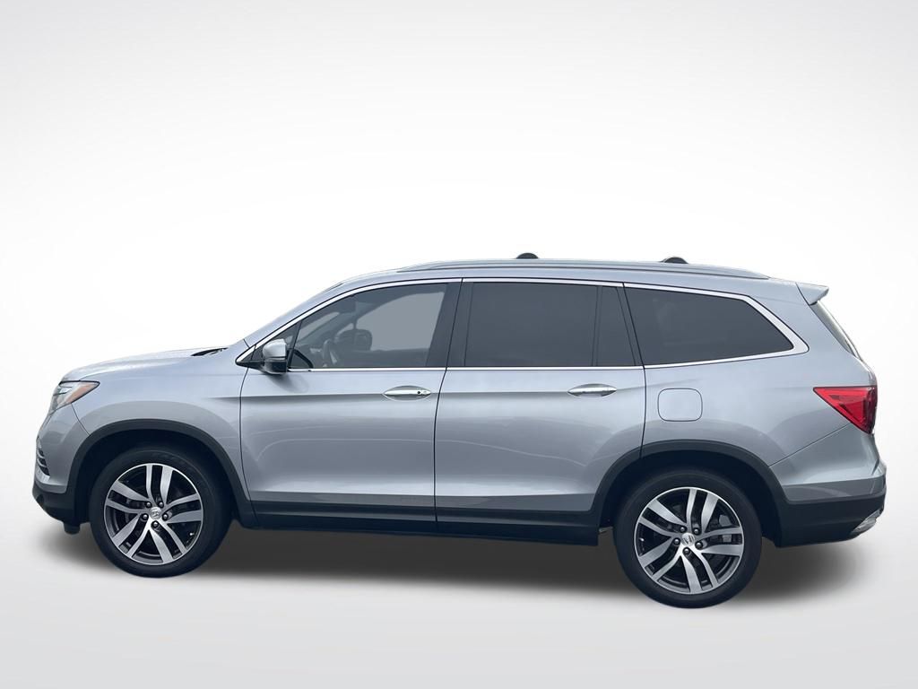 Thumbnail: 2018 Honda Pilot - 2