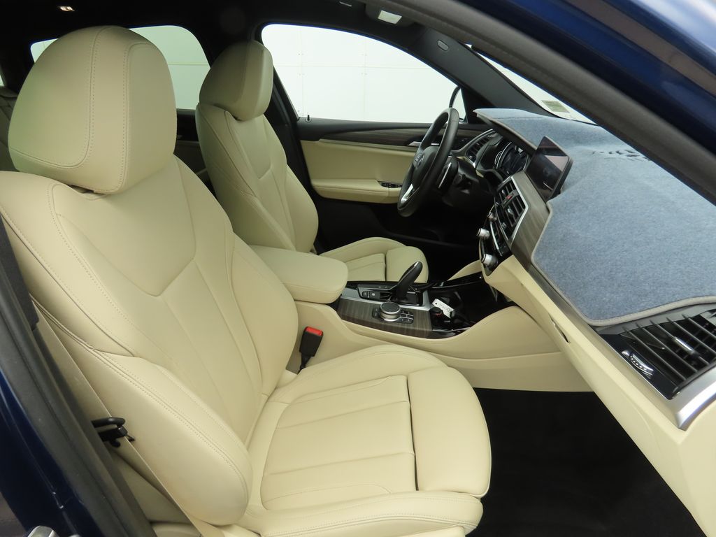 Thumbnail: 2019 BMW X4 - 21