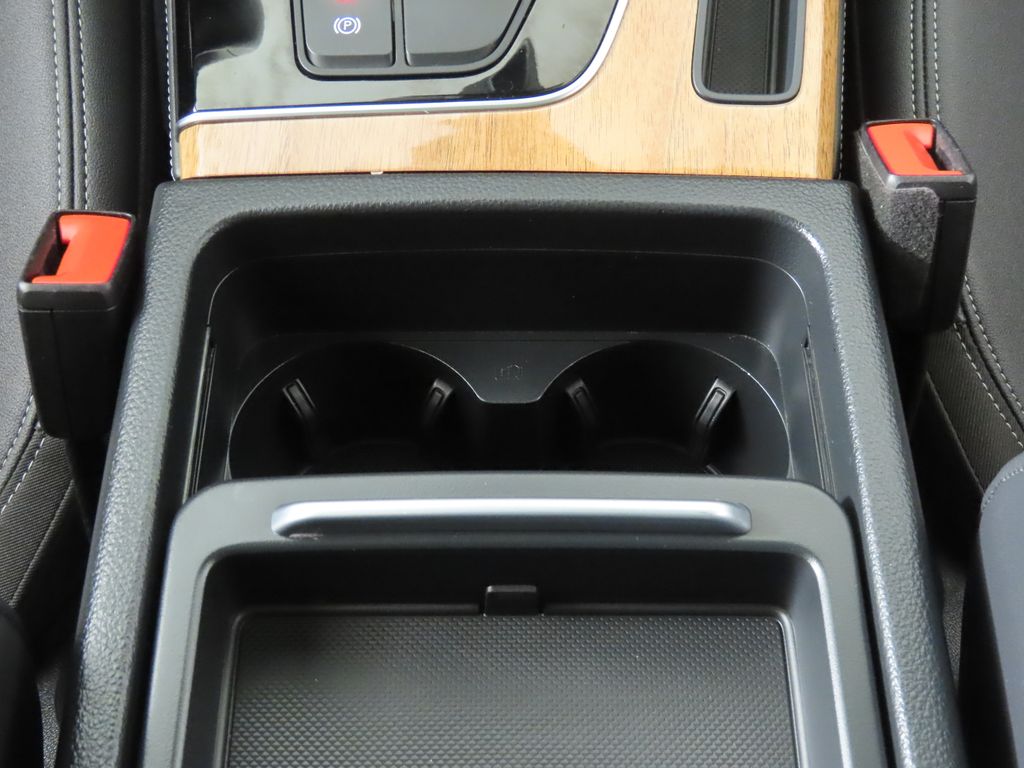 Thumbnail: 2022 Audi Q5 - 22