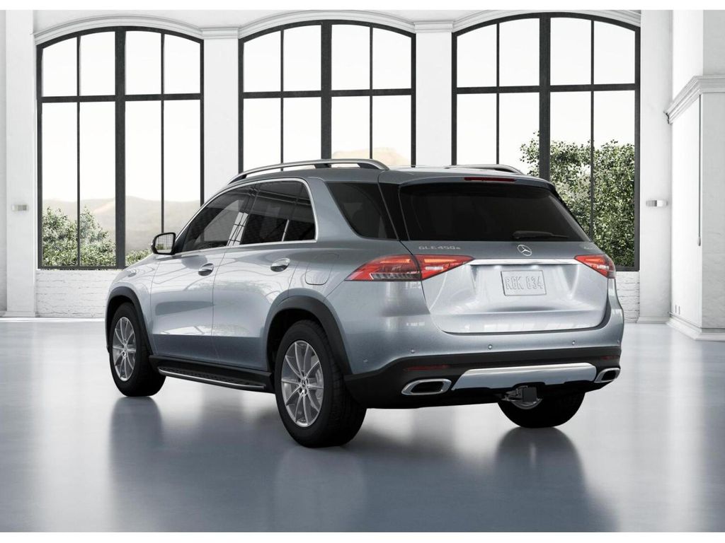 Thumbnail: 2025 Mercedes-Benz GLE - 28