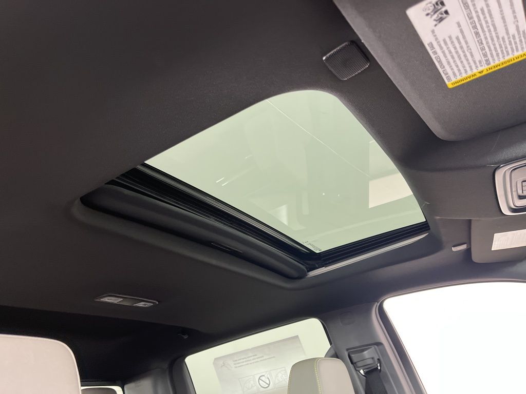 Thumbnail: 2026 Chevrolet Silverado 1500 - 13