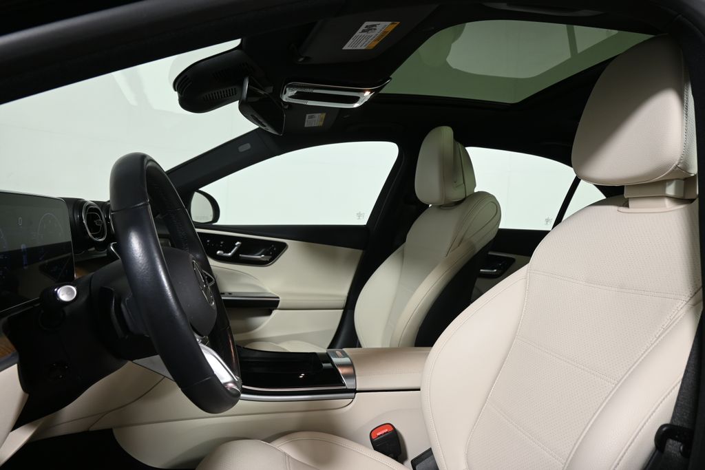 Thumbnail: 2022 Mercedes-Benz C-Class - 15