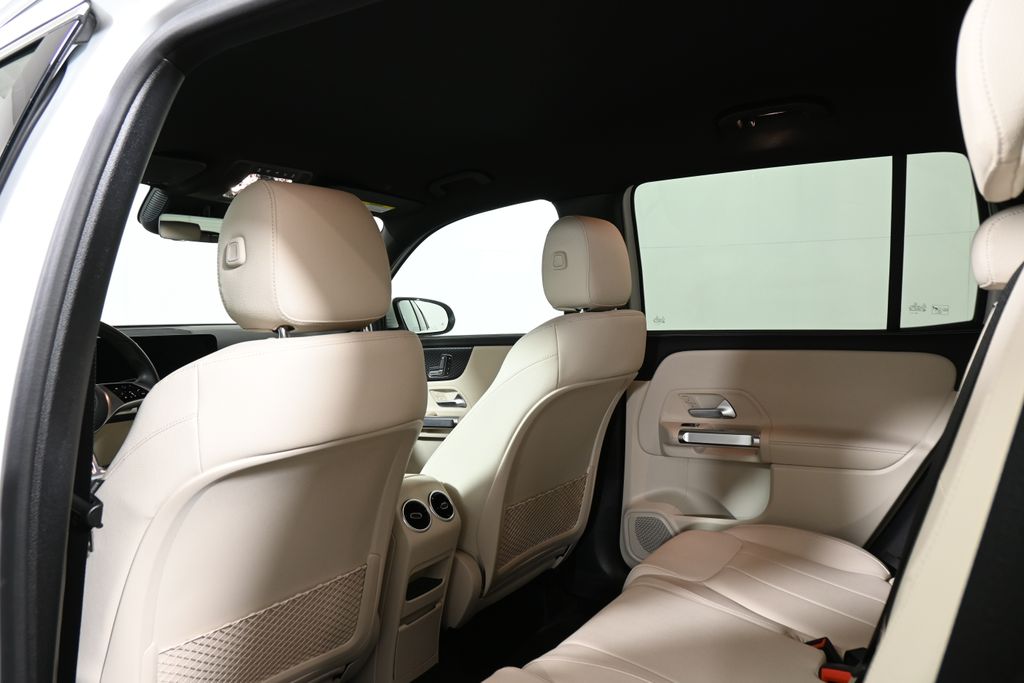 Thumbnail: 2025 Mercedes-Benz GLB - 31