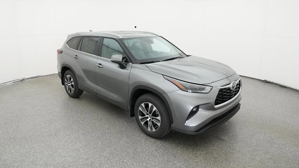 Thumbnail: 2026 Toyota Highlander - 26