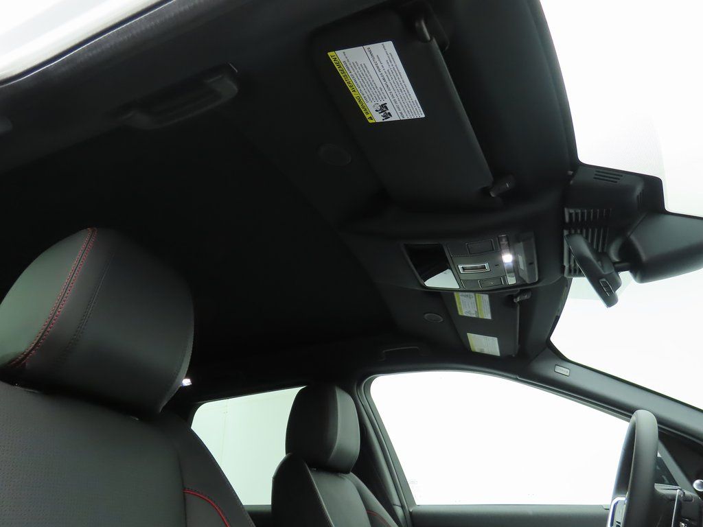 Thumbnail: 2023 Land Rover Discovery Sport - 18