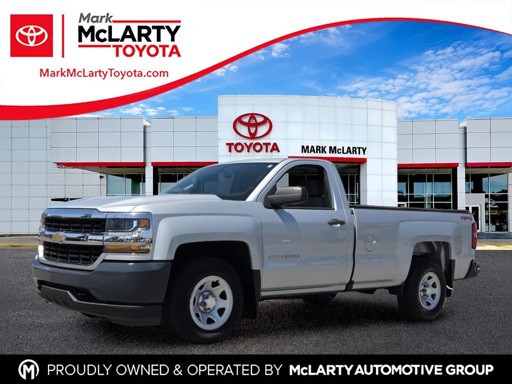 Silver Ice Metallic 2018 Chevrolet Silverado 1500 Pickup Truck Four-Wheel Drive 6-Speed Automatic Overdrive
