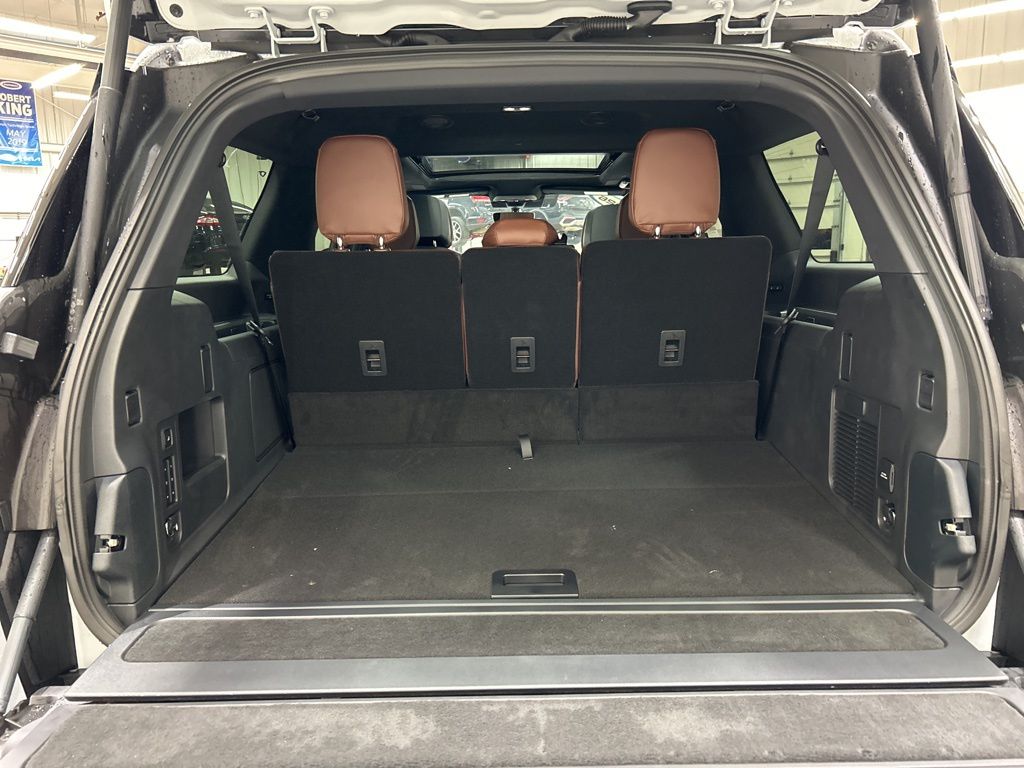 new 2026 Lincoln Navigator L car, priced at $108,730