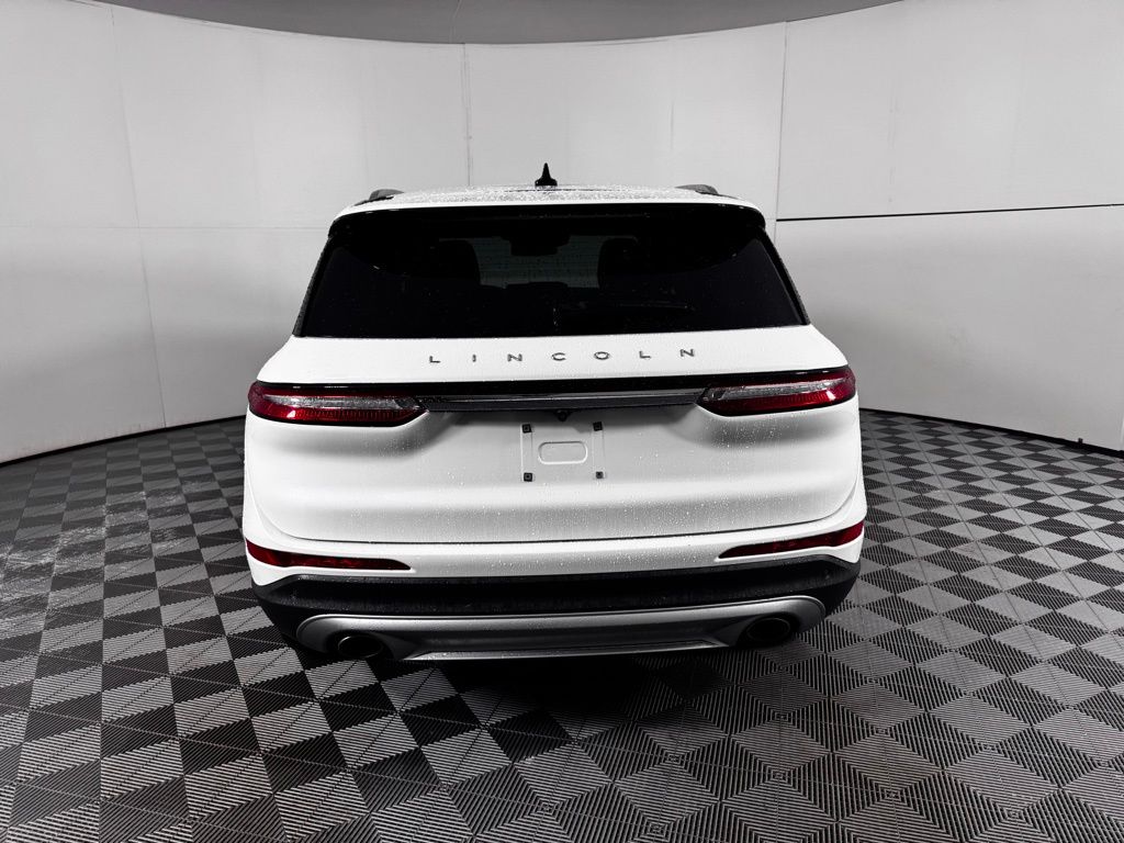 Certified Used 2023 White Lincoln Reserve image 6