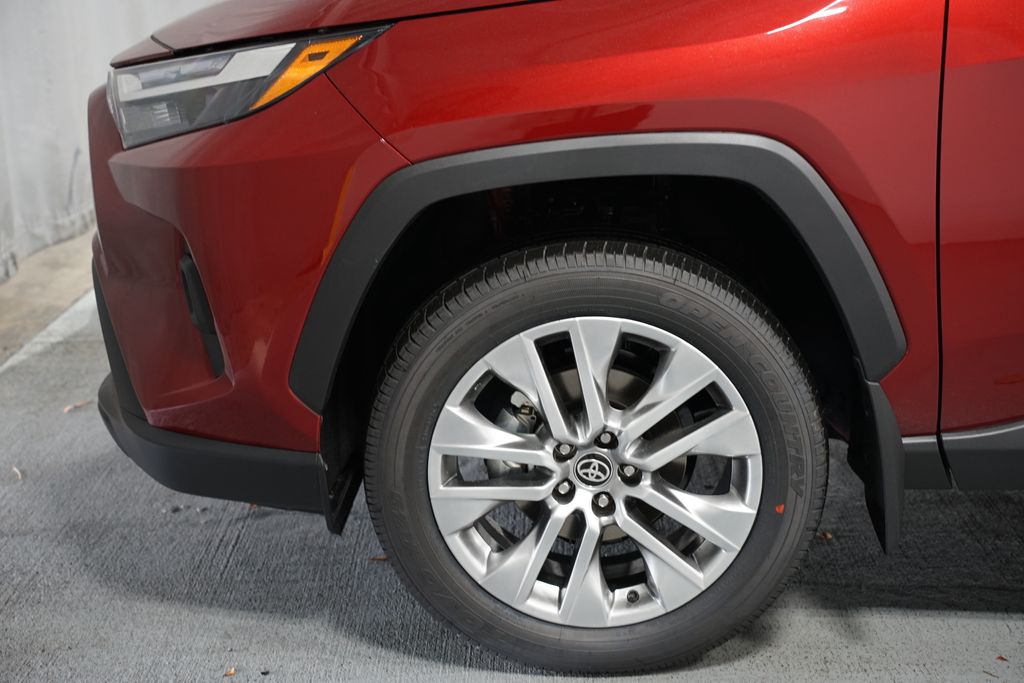 Thumbnail: 2025 Toyota RAV4 - 5