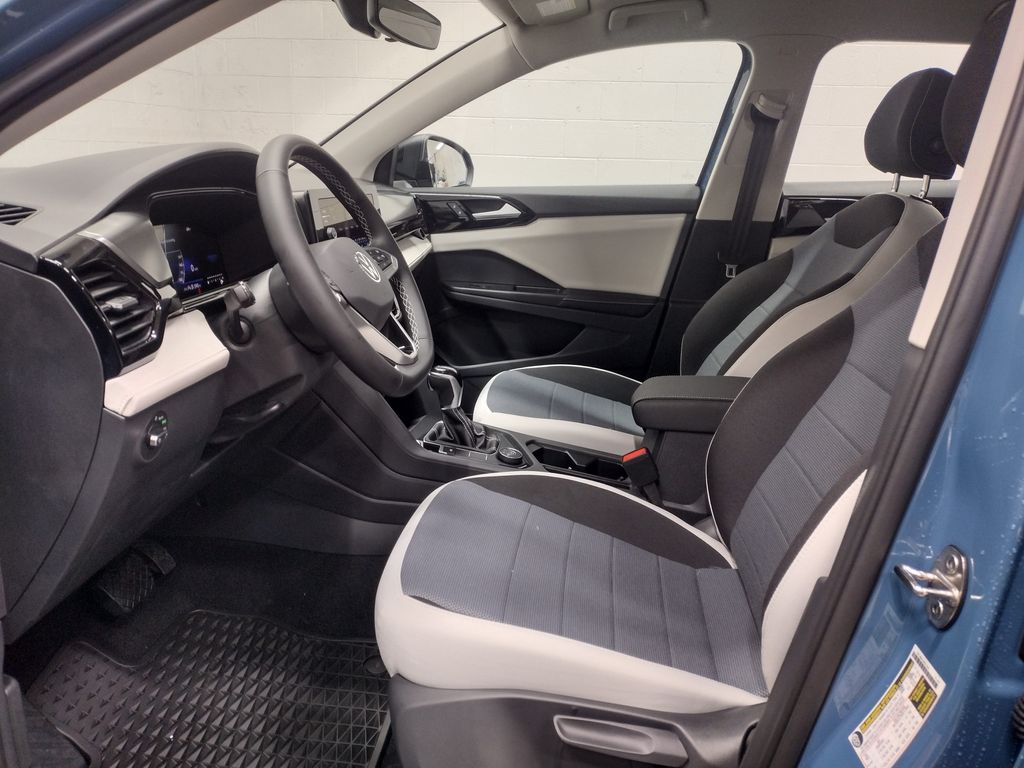 2025 Volkswagen Taos 1.5T S