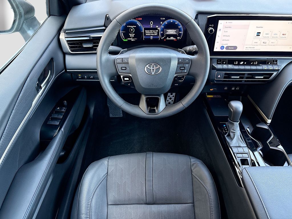 Thumbnail: 2025 Toyota Camry - 10