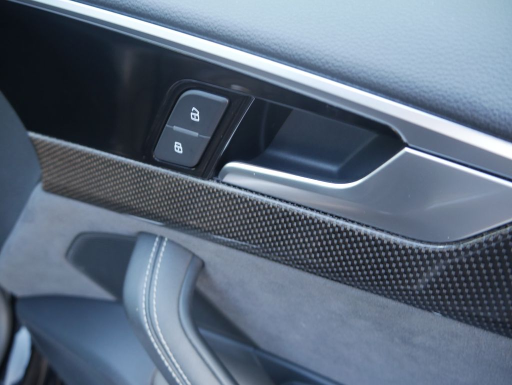 Thumbnail: 2022 Audi S5 - 27