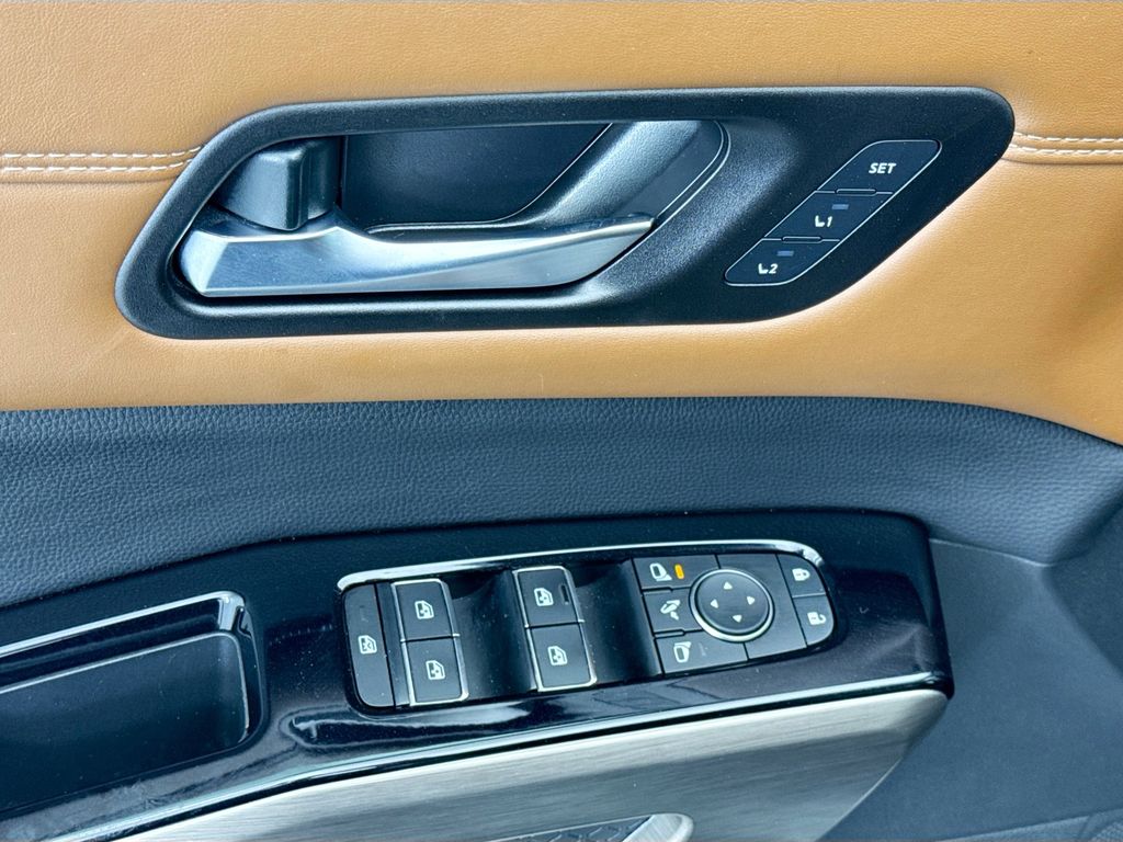 Thumbnail: 2023 Nissan Pathfinder - 22
