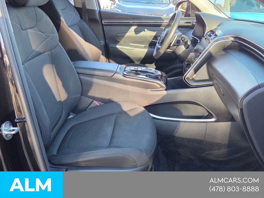 Used 2022 Black Hyundai Blue image 18
