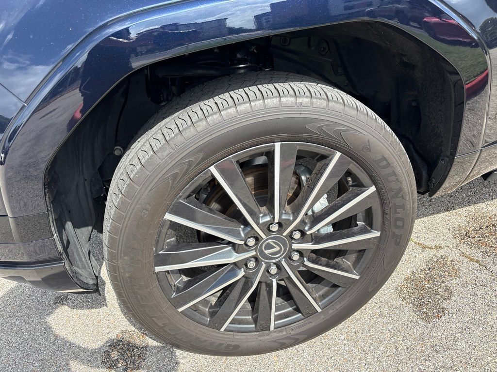 Thumbnail: 2025 Lexus GX - 9