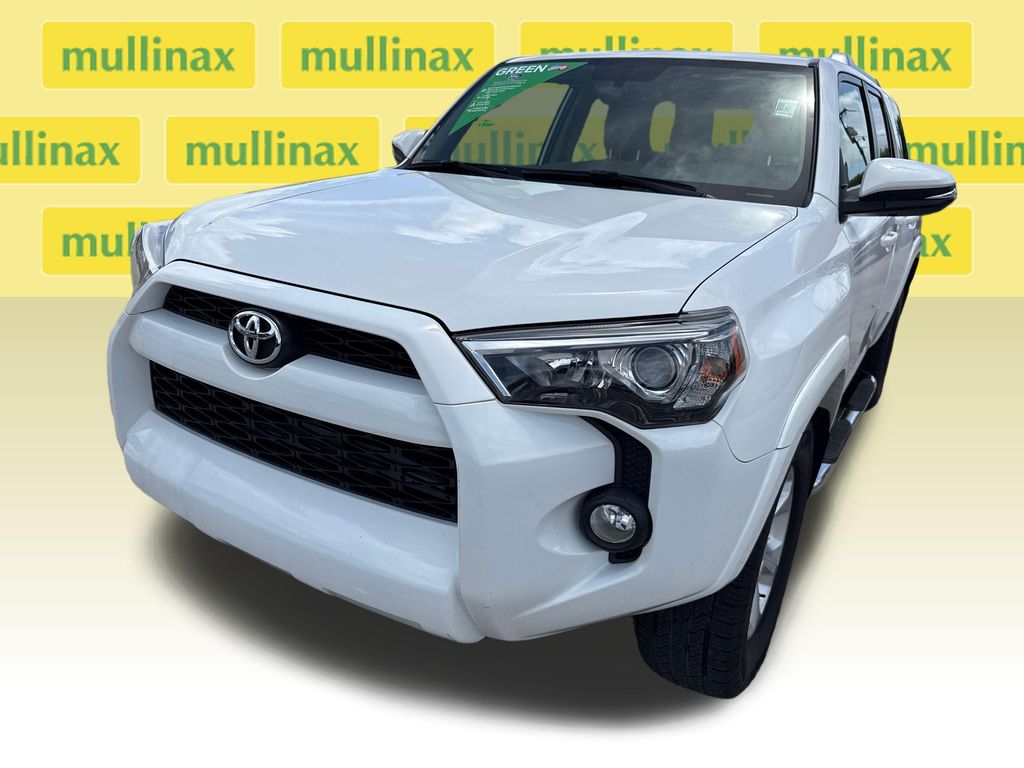 Used 2016 White Toyota SR5 Premium image 10
