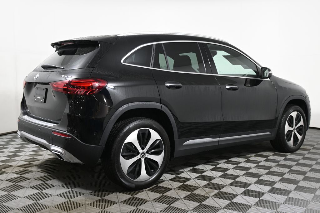 Thumbnail: 2026 Mercedes-Benz GLA - 7