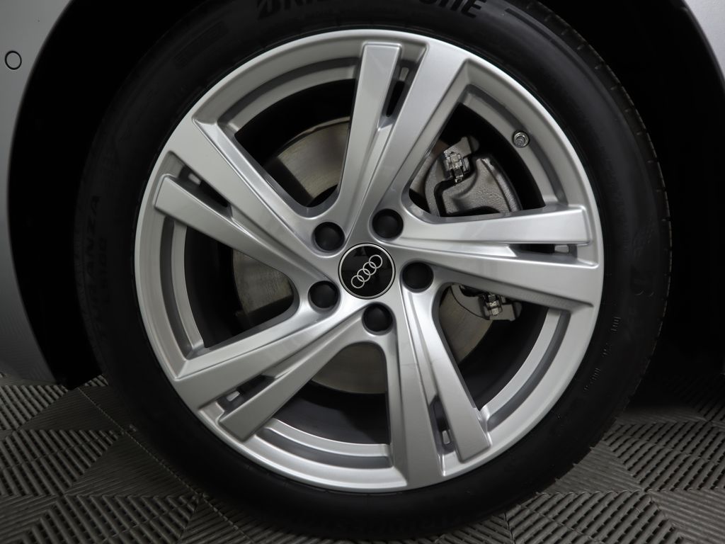 Thumbnail: 2025 Audi A5 - 32