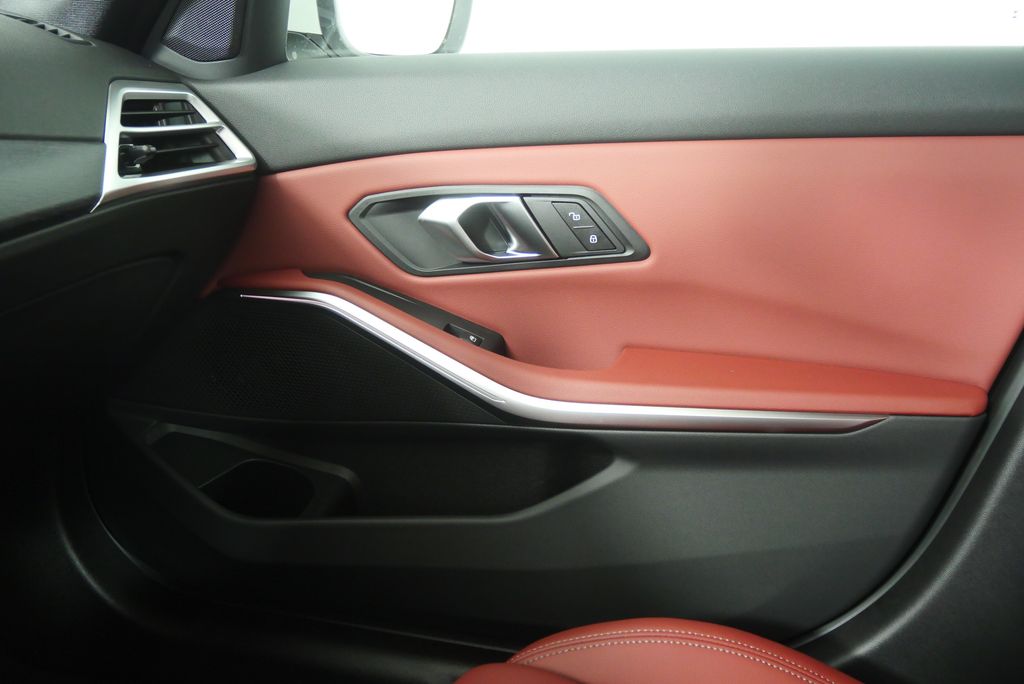 Thumbnail: 2026 BMW 3 Series - 23