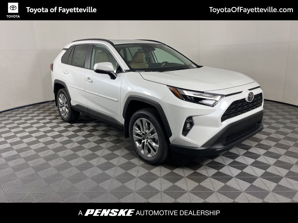 Thumbnail: 2025 Toyota RAV4 - 6