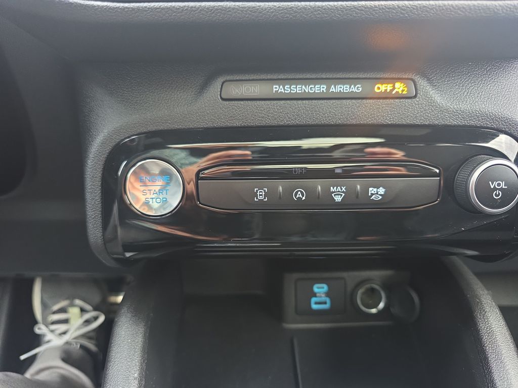 Certified Used 2023 Gray Ford ST-Line image 31