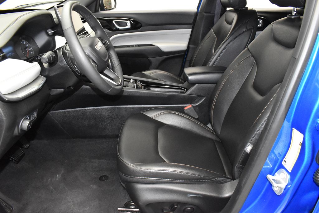 Thumbnail: 2024 Jeep Compass - 13