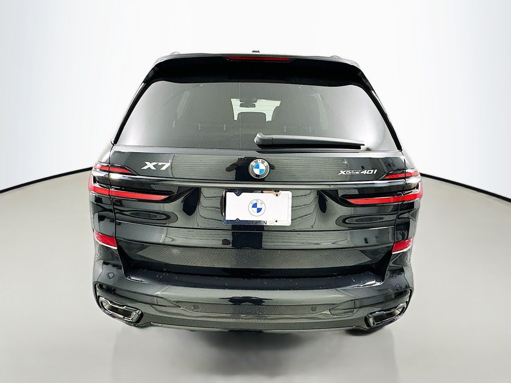 Thumbnail: 2026 BMW X7 - 6