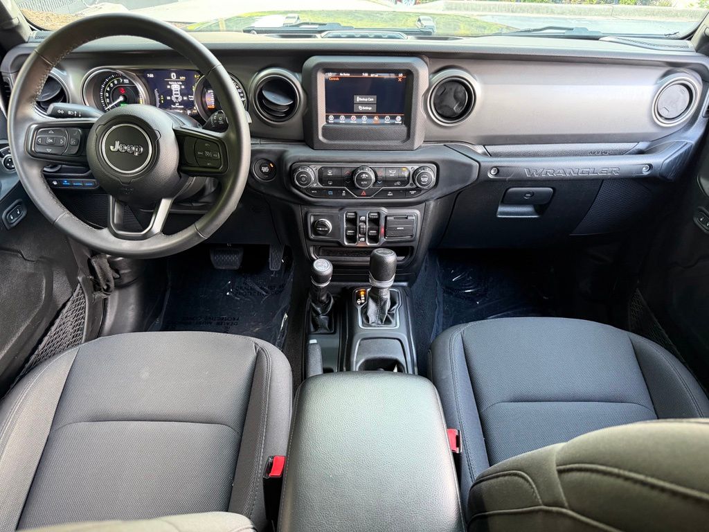 2023 Jeep Wrangler #42