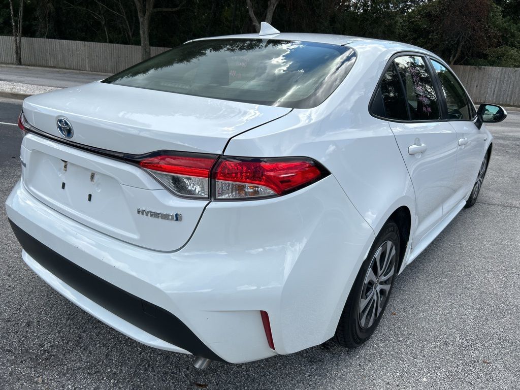 2020 Toyota Corolla Hybrid LE photo 3