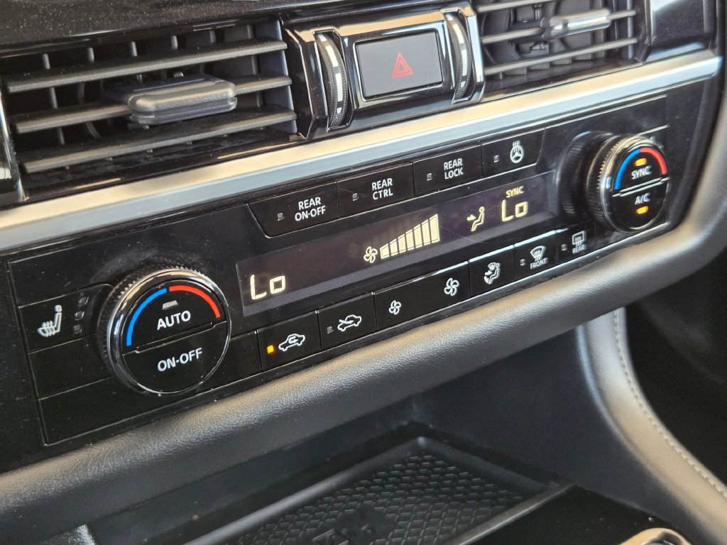 Used 2025 Nissan Pathfinder SUV