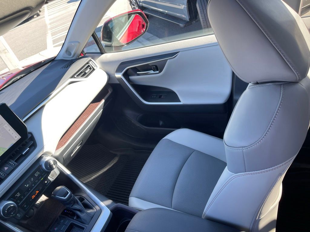 2023 Toyota RAV4 Limited