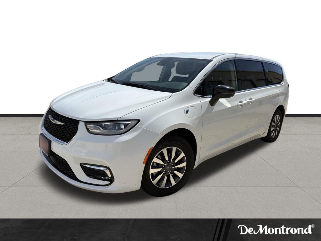 2024 Chrysler Pacifica Hybrid Select White at Bayway Cadillac of The Woodlands