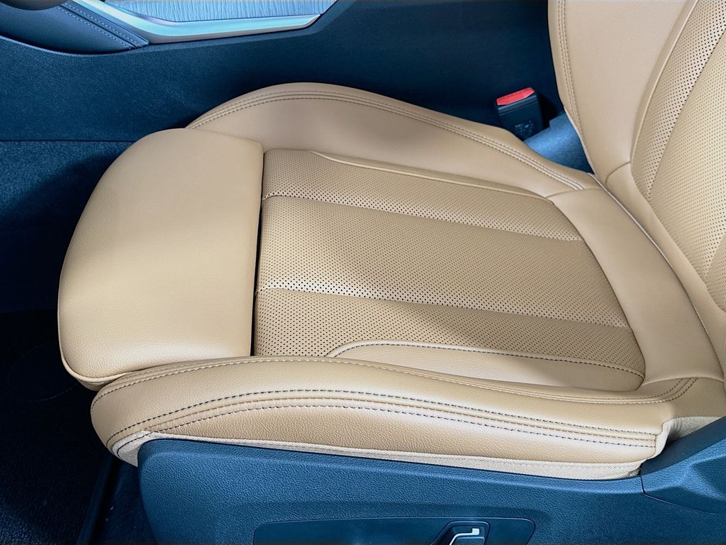 Thumbnail: 2026 BMW 4 Series - 21