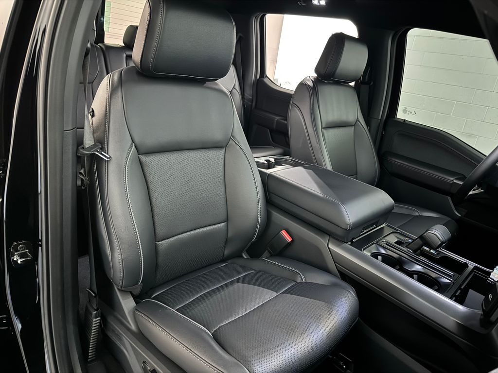 New 2026 Black Ford Lariat image 28
