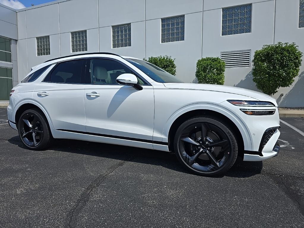 Thumbnail: 2026 Genesis GV70 - 4