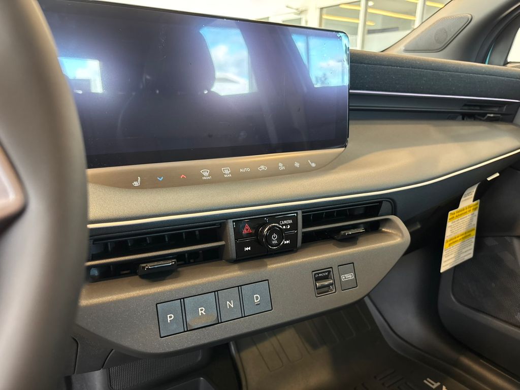 2026 Nissan Leaf PLATINUM+