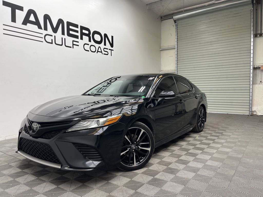 2019 Toyota Camry XSE FWD