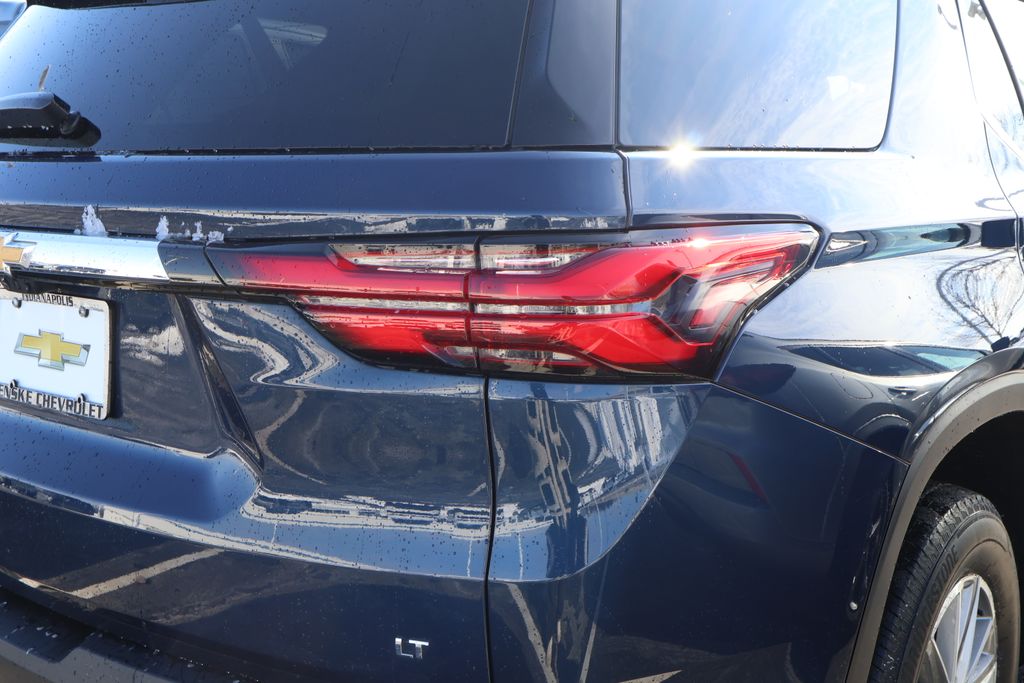 Thumbnail: 2023 Chevrolet Traverse - 8