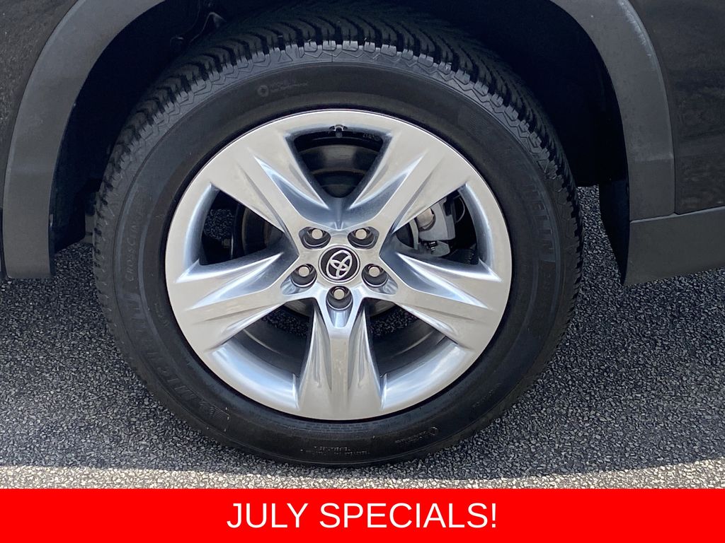 Used 2017 Toyota Highlander SUV